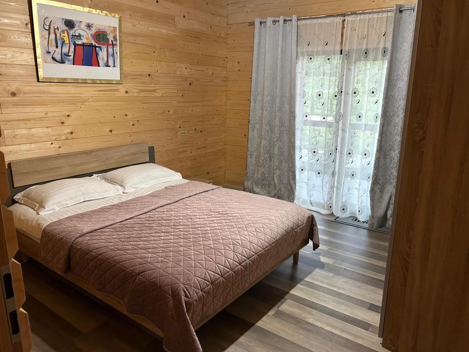 Home Resort Rs Moldovenesti Екстер'єр фото